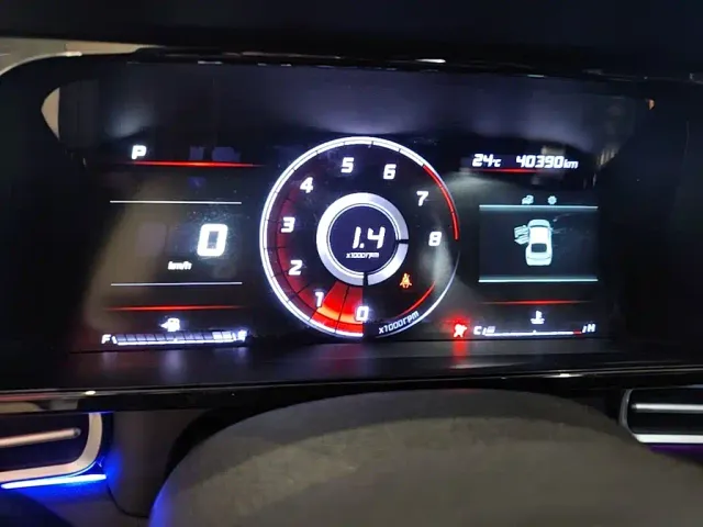 Hyundai Elantra — Фото автомобиля 11