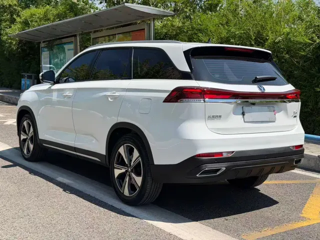 Changan X7 Plus — Фото автомобиля 29