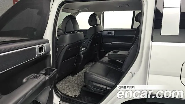 Hyundai Santa Fe — Фото автомобиля 16