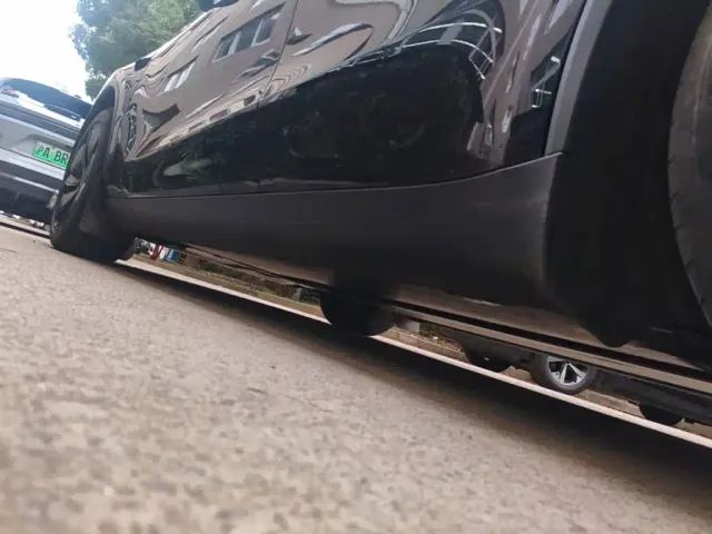 Tesla Model Y — Фото автомобиля 21