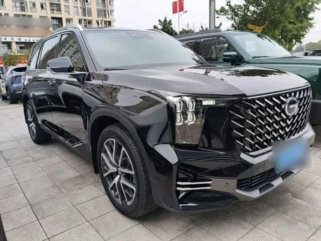 GAC Trumpchi GS8 — Фото автомобиля 3