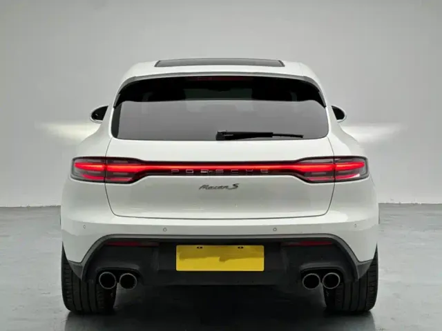 Porsche Macan — Фото автомобиля 8