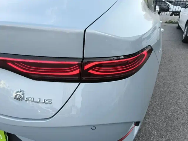 BYD Qin PLUS — Фото автомобиля 7