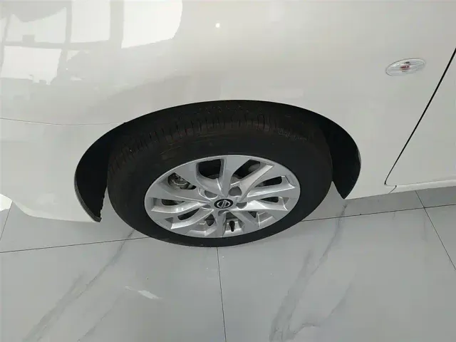 Nissan Sylphy — Фото автомобиля 24