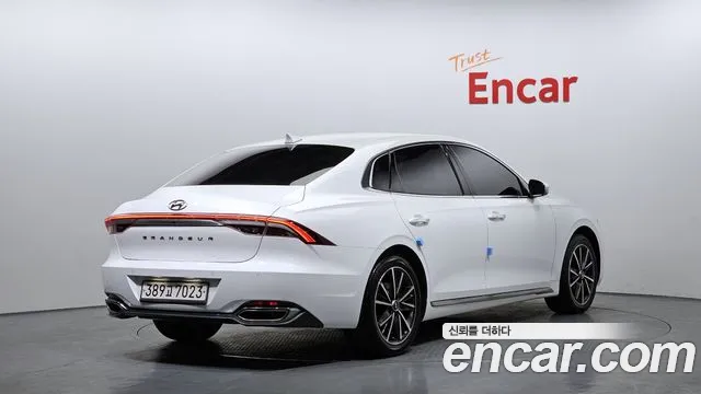 Hyundai Grandeur Новый Grandeur IG — Фото автомобиля 2