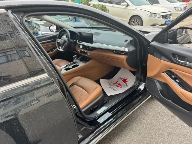 Nissan Teana — Фото автомобиля 4