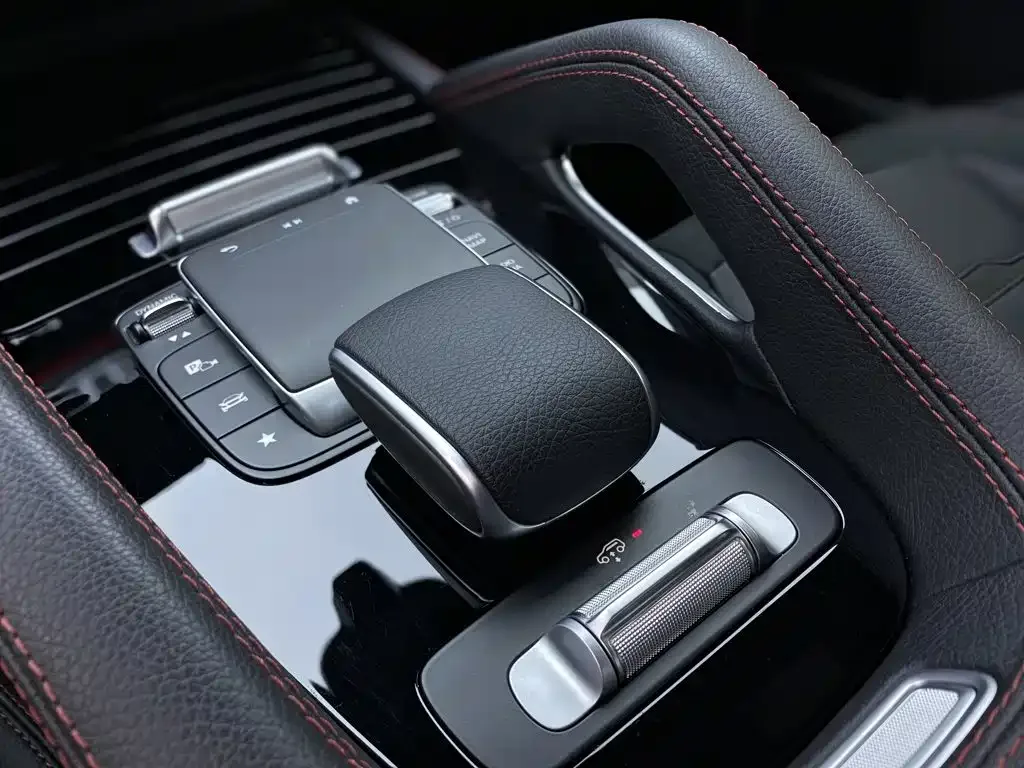 Mercedes-Benz Mercedes-Benz GLE AMG 2024 AMG GLE 53 4MATIC+ — Фото автомобиля 19