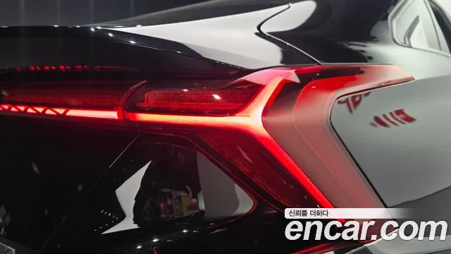 Kia K8 Hybrid — Фото автомобиля 8