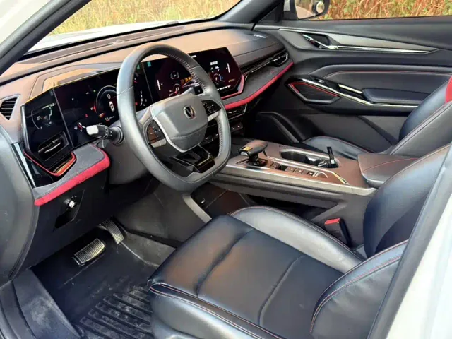 Changan X5 Plus — Фото автомобиля 10