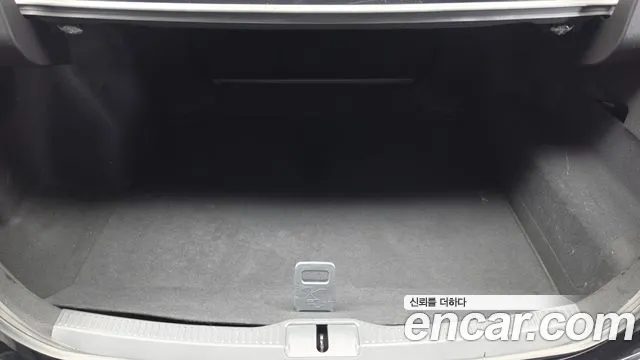 Toyota Crown — Фото автомобиля 20