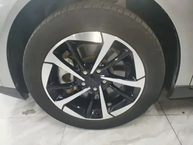GAC Aion Y — Фото автомобиля 22
