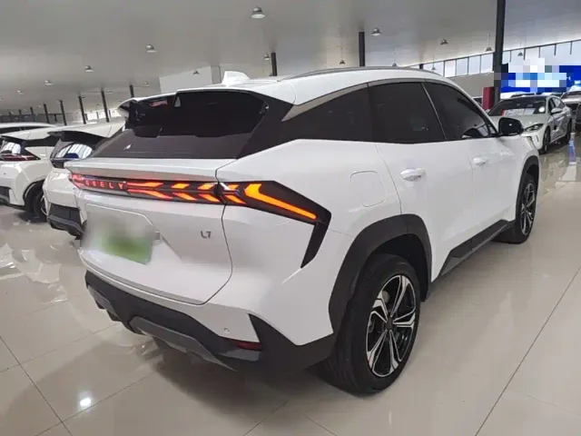 Geely Galaxy L7 — Фото автомобиля 6