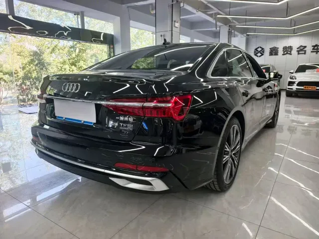 Audi A6L — Фото автомобиля 10