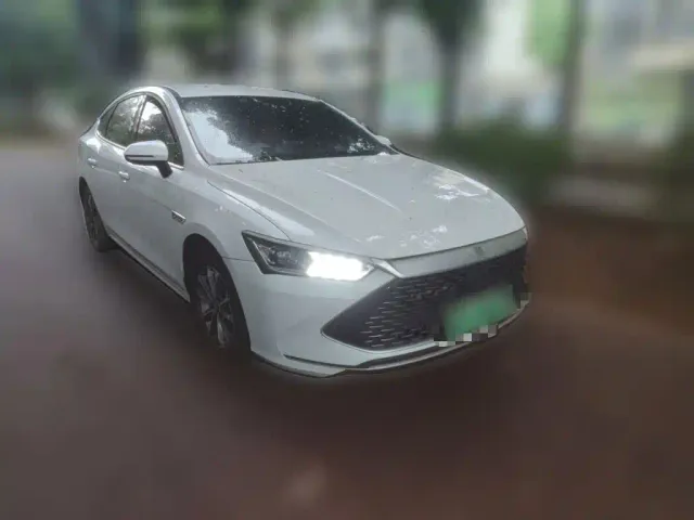 BYD Qin PLUS — Фото автомобиля 7