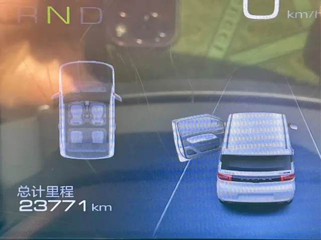 Wuling Hongguang Mini EV — Фото автомобиля 13