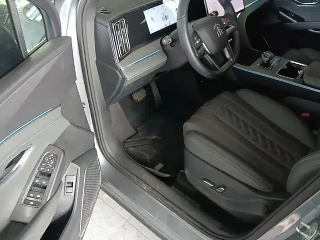 BYD Song L DM-i — Фото автомобиля 15