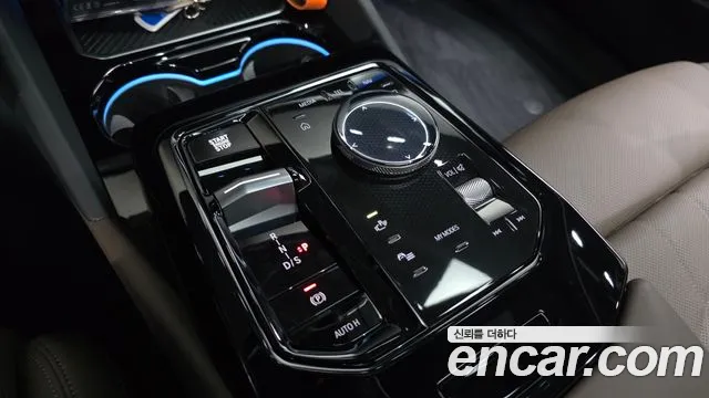 BMW 5-Series — Фото автомобиля 8