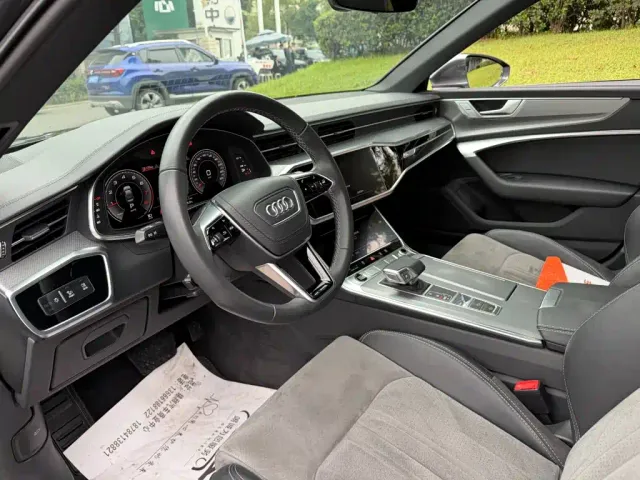 Audi A6L — Фото автомобиля 7