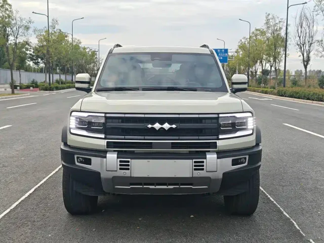 BYD FangChengBao Leopard 5 — Фото автомобиля 2