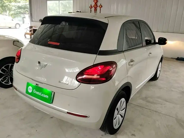 Wuling Bingo — Фото автомобиля 6