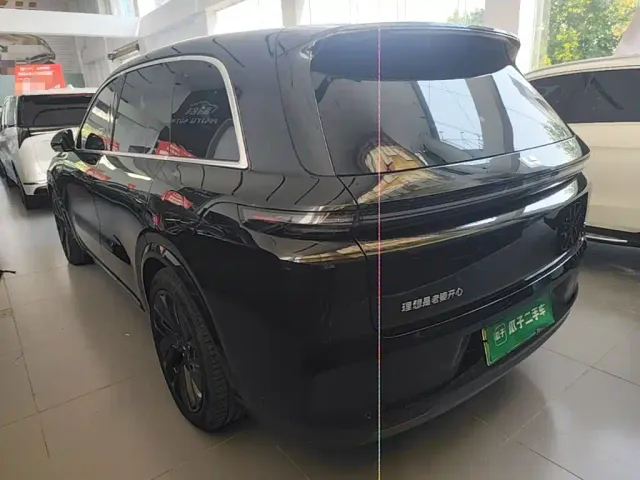 Li Auto L8 — Фото автомобиля 4