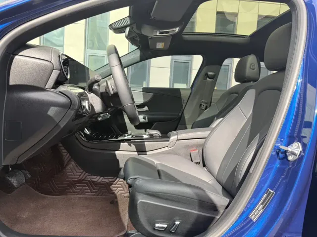 Mercedes-Benz A-Class — Фото автомобиля 10