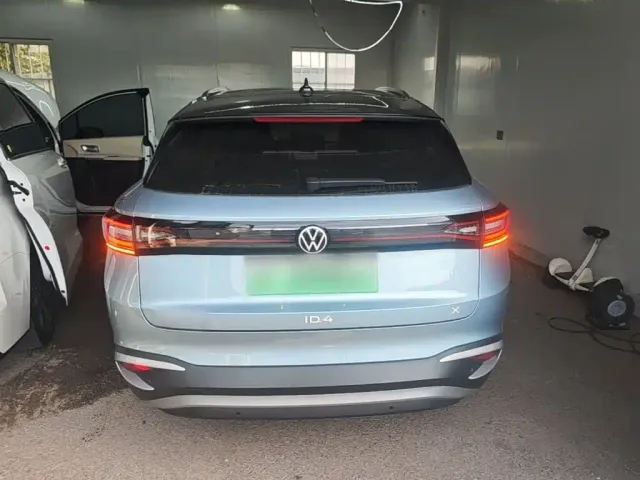 Volkswagen ID.4 X — Фото автомобиля 5