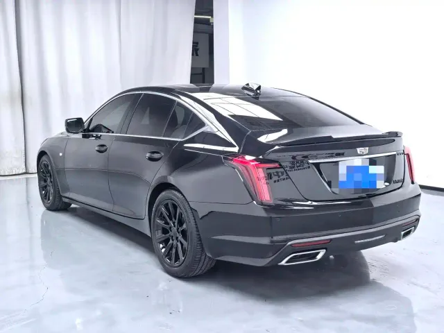 Cadillac CT5 — Фото автомобиля 4