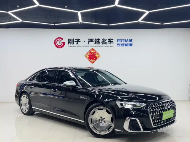Audi A8 — Фото автомобиля 3