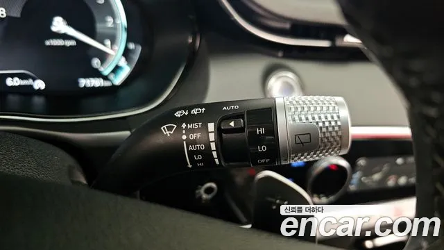 Genesis GV70 2.5T Бензин AWD — Фото автомобиля 17