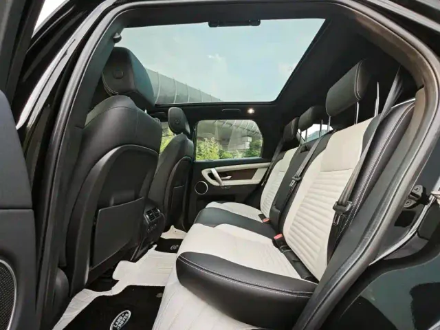 Land Rover Discovery Sport — Фото автомобиля 10