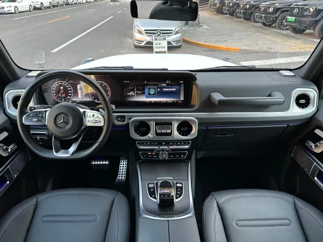 Mercedes-Benz G-Class — Фото автомобиля 13