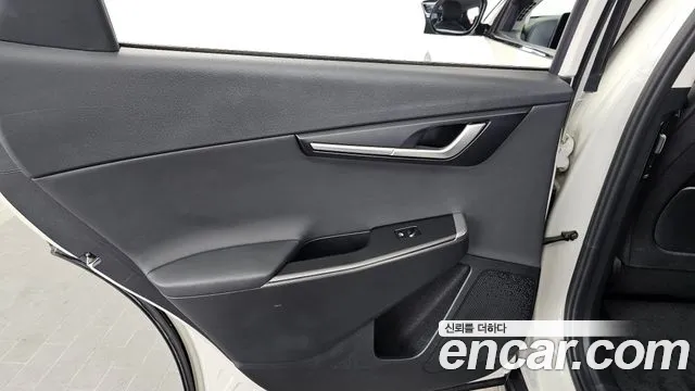 Kia EV6 — Фото автомобиля 23