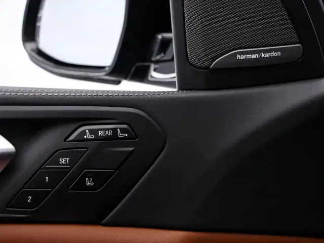BMW X7 — Фото автомобиля 14