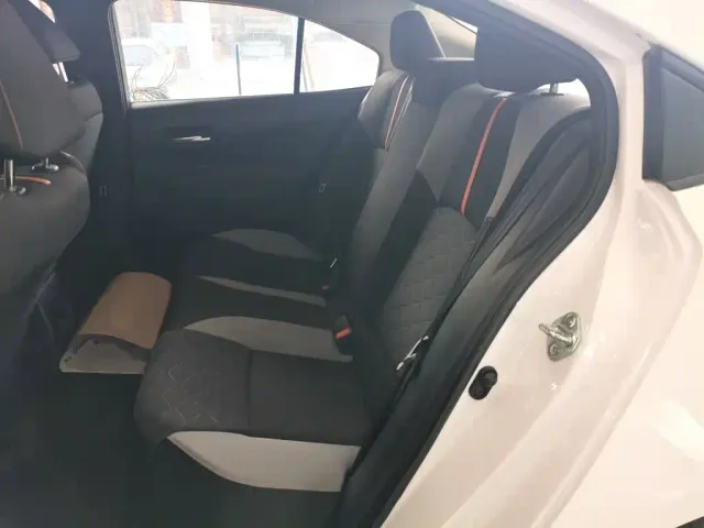 Toyota Corolla — Фото автомобиля 12