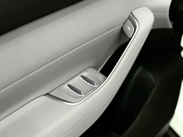 Nio EC6 — Фото автомобиля 16