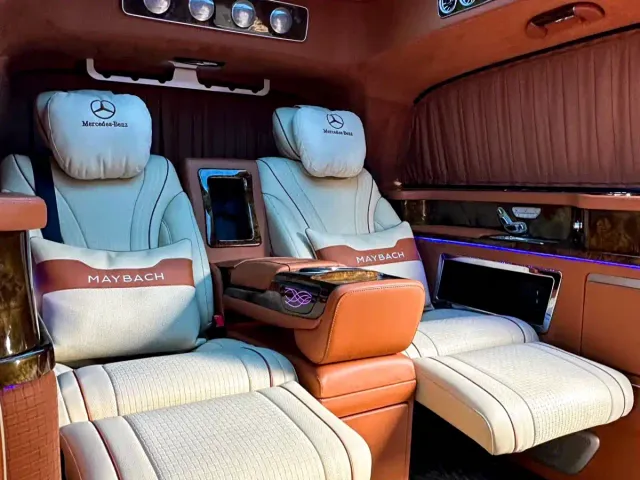 Mercedes-Benz V-Class — Фото автомобиля 25