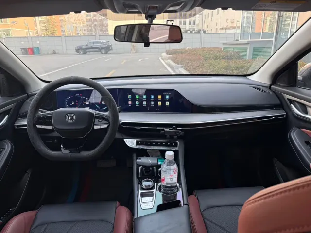 Changan Eado — Фото автомобиля 6