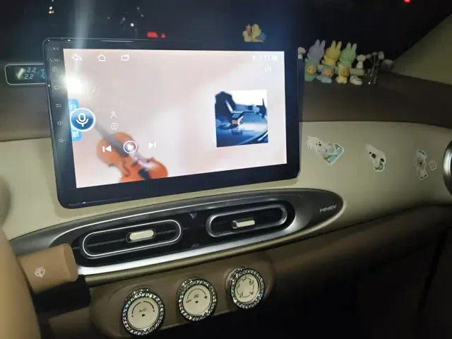 Wuling Hongguang Mini EV — Фото автомобиля 13