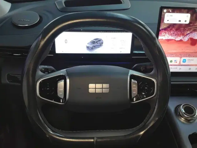 Geely Galaxy E5 — Фото автомобиля 10