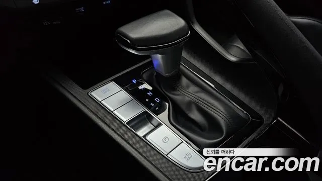 Hyundai Avante CN7 — Фото автомобиля 12