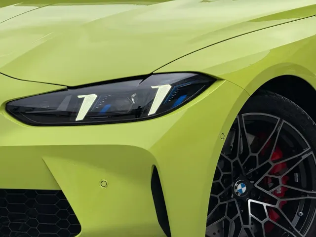 BMW M4 — Фото автомобиля 2