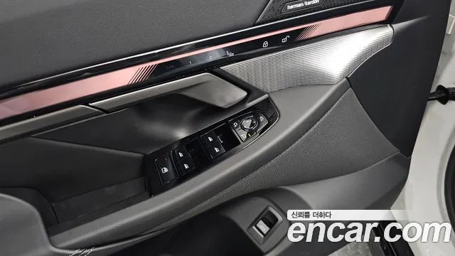 BMW 5-Series — Фото автомобиля 18