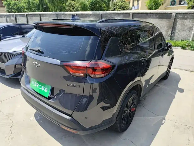 Chevrolet Orlando — Фото автомобиля 6