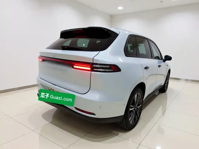 Leapmotor C10 — Фото автомобиля 4