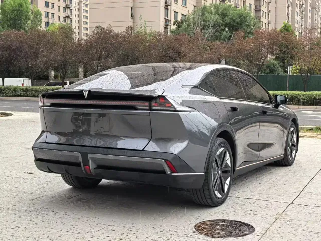 Deepal SL03 — Фото автомобиля 9