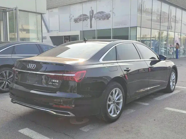 Audi A6L — Фото автомобиля 6