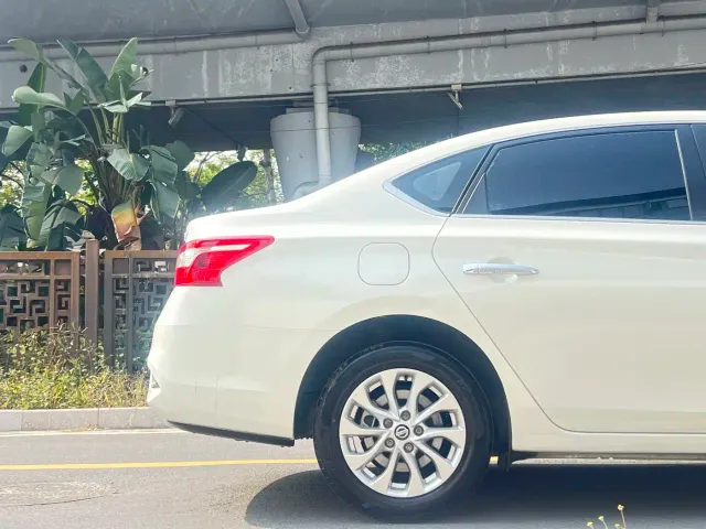 Nissan Sylphy — Фото автомобиля 8