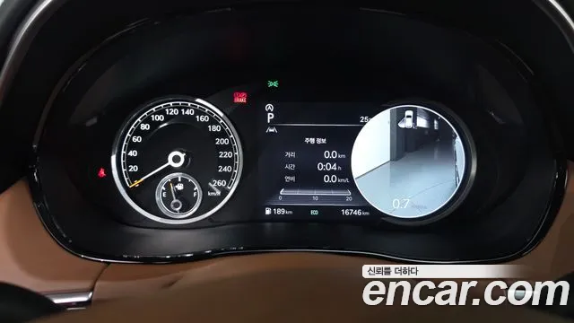 Genesis GV70 2.5T Бензин AWD — Фото автомобиля 7