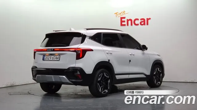Фотография автомобиля — Kia Seltos Seltos (New)